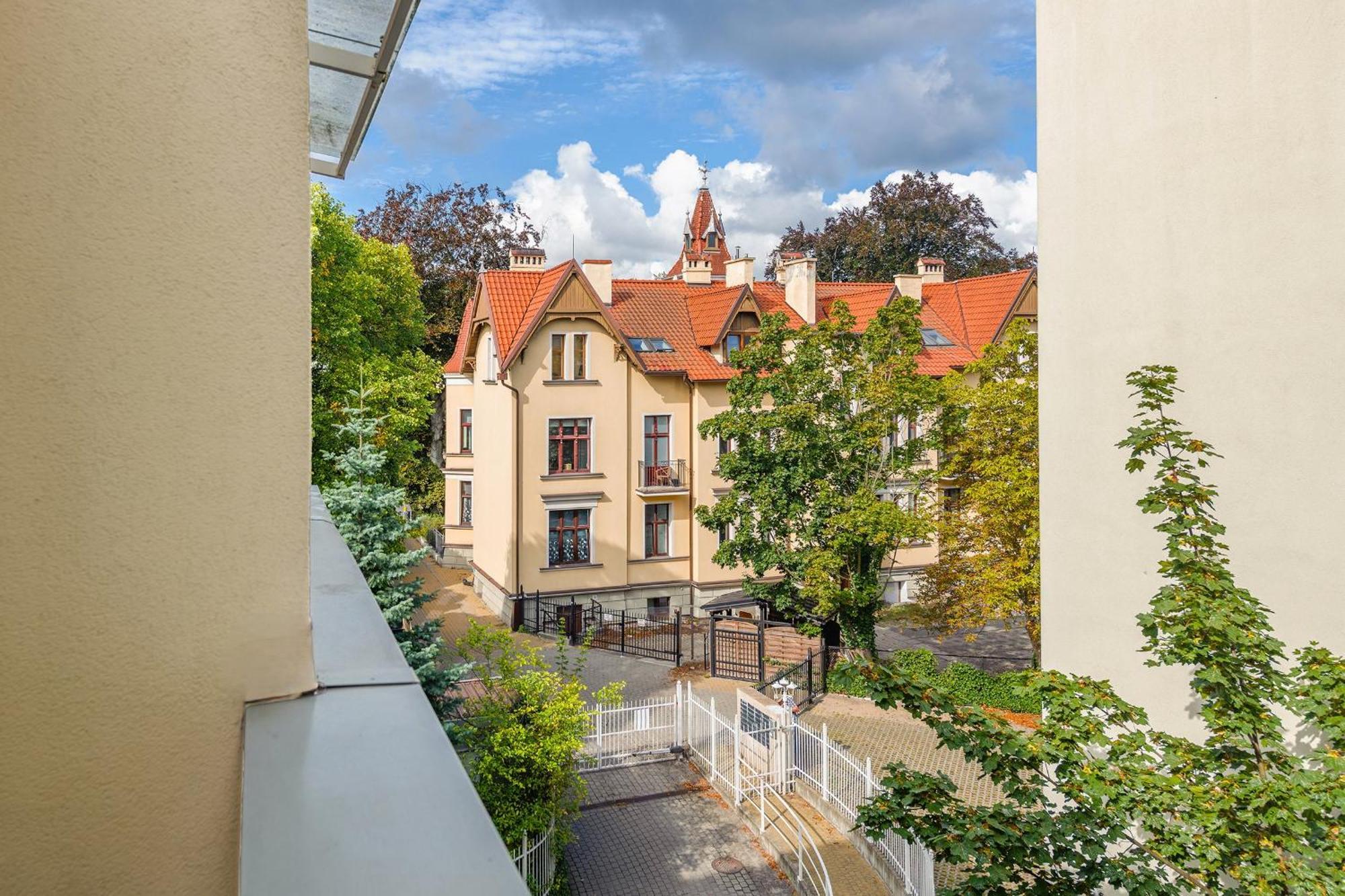 White Harmony Przestrzeń 2 Tarasy Parking * Sopot